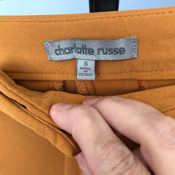 😍Yellow Trousers by Charlotte Russe Size S - P😍 - Picture 2 of 6
